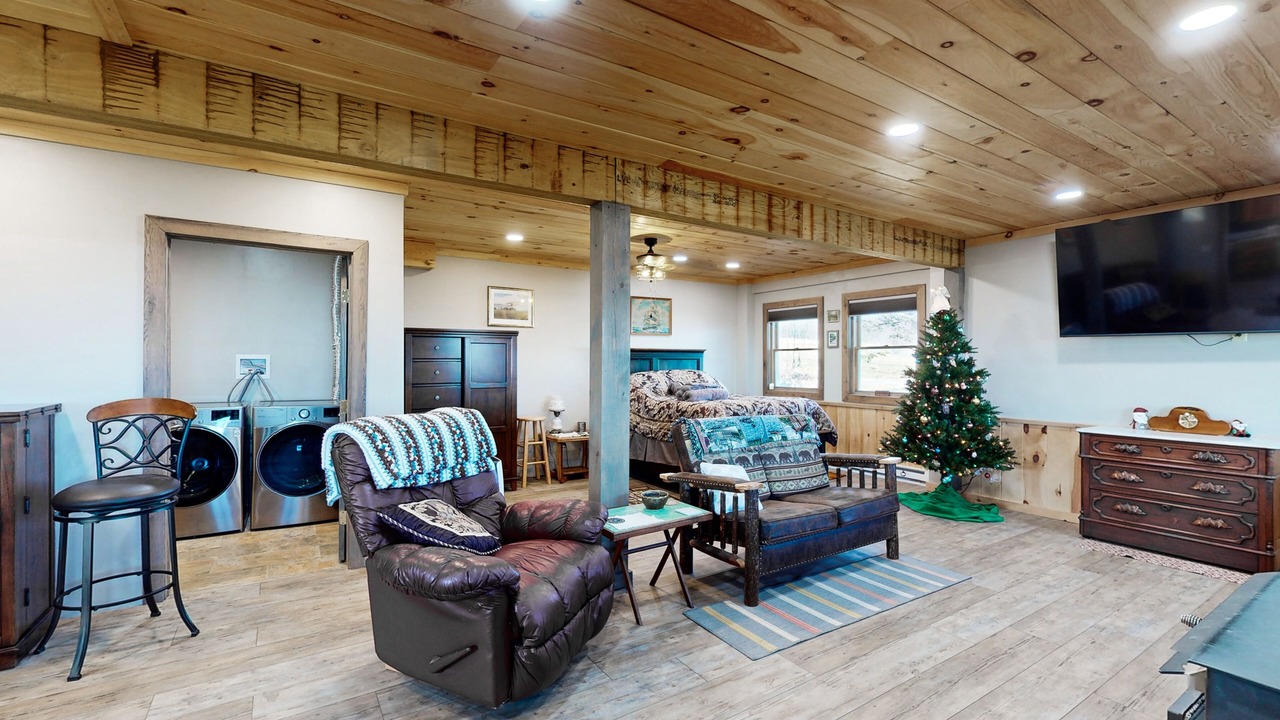 Photo of Livingroom in Prattsburgh