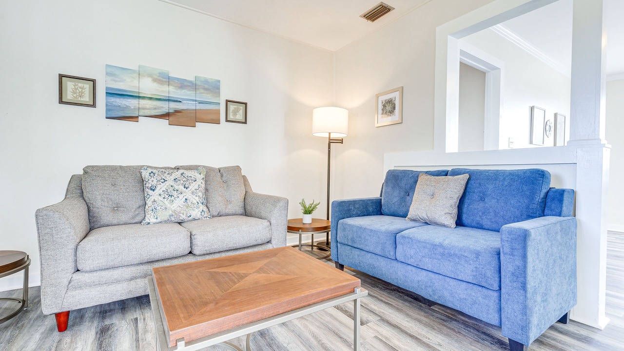 Photo of Livingroom in Grove Hill