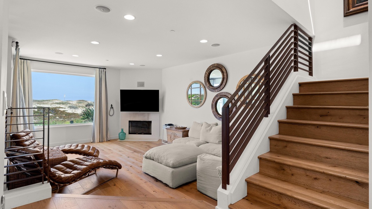Photo of Livingroom in Playa Del Rey