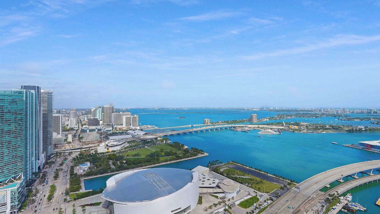 Photo of Others in Downtown Miami