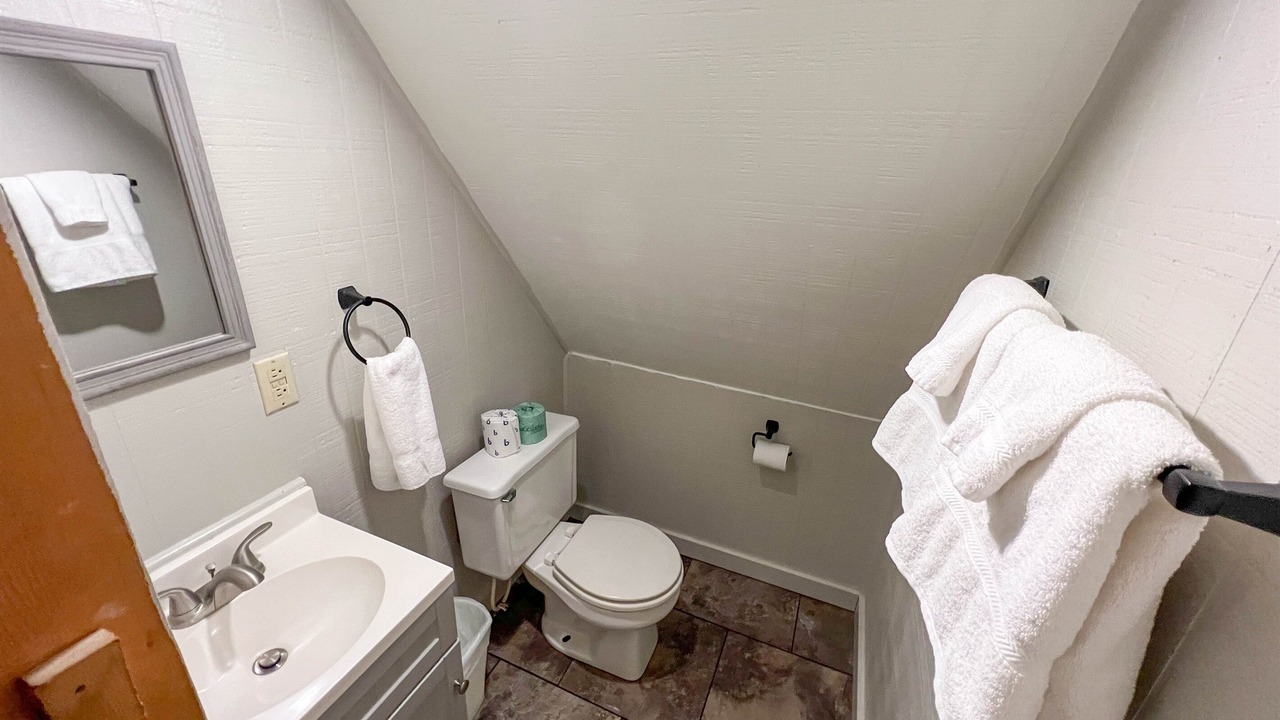 Photo of Bathroom in Cherokee