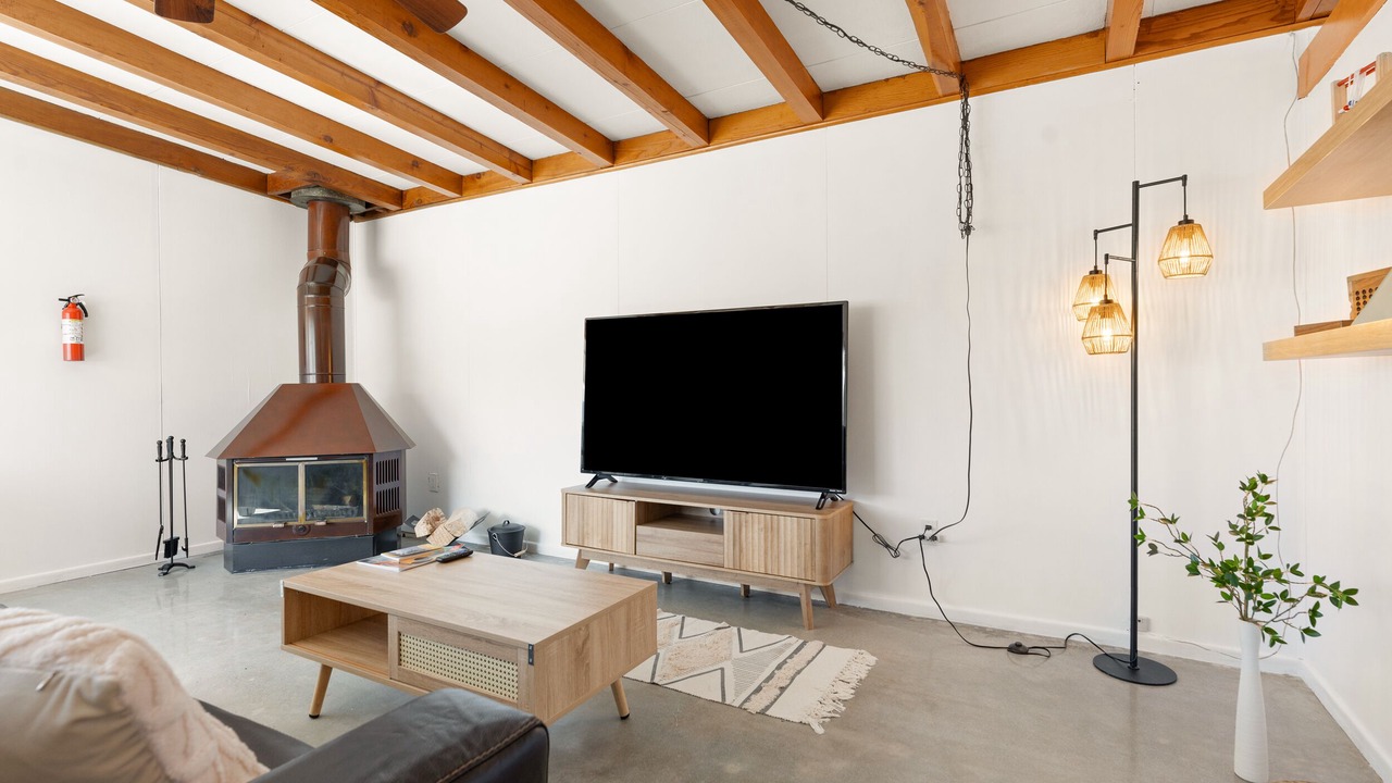 Photo of Livingroom in Morongo Valley