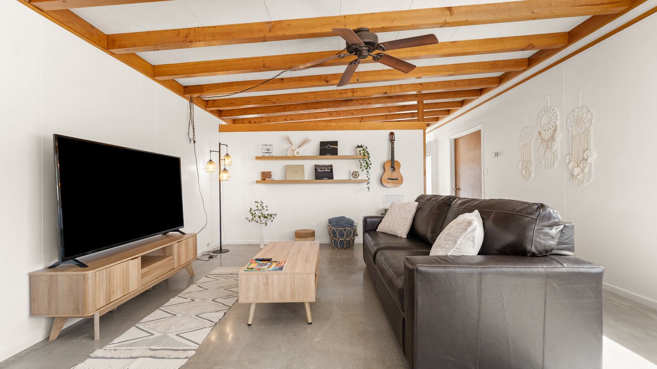 Photo of Livingroom in Morongo Valley