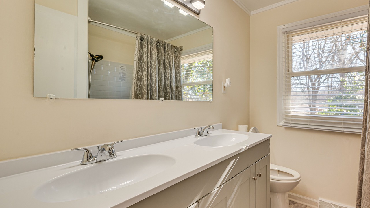 Photo of Bathroom in Lexington