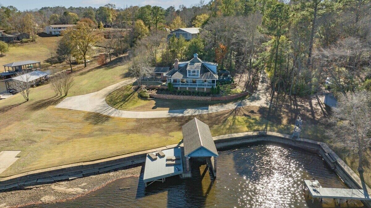 Photo of Outdoor in Northport