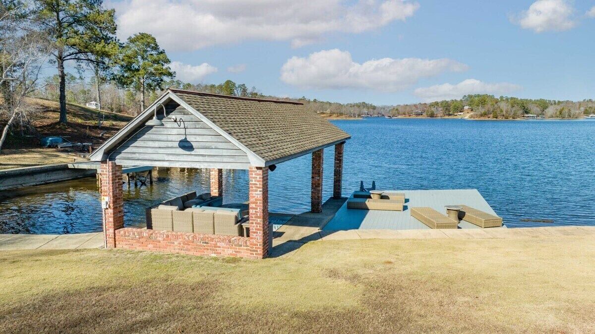 Photo of Outdoor in Northport