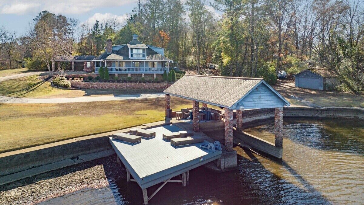 Photo of Outdoor in Northport