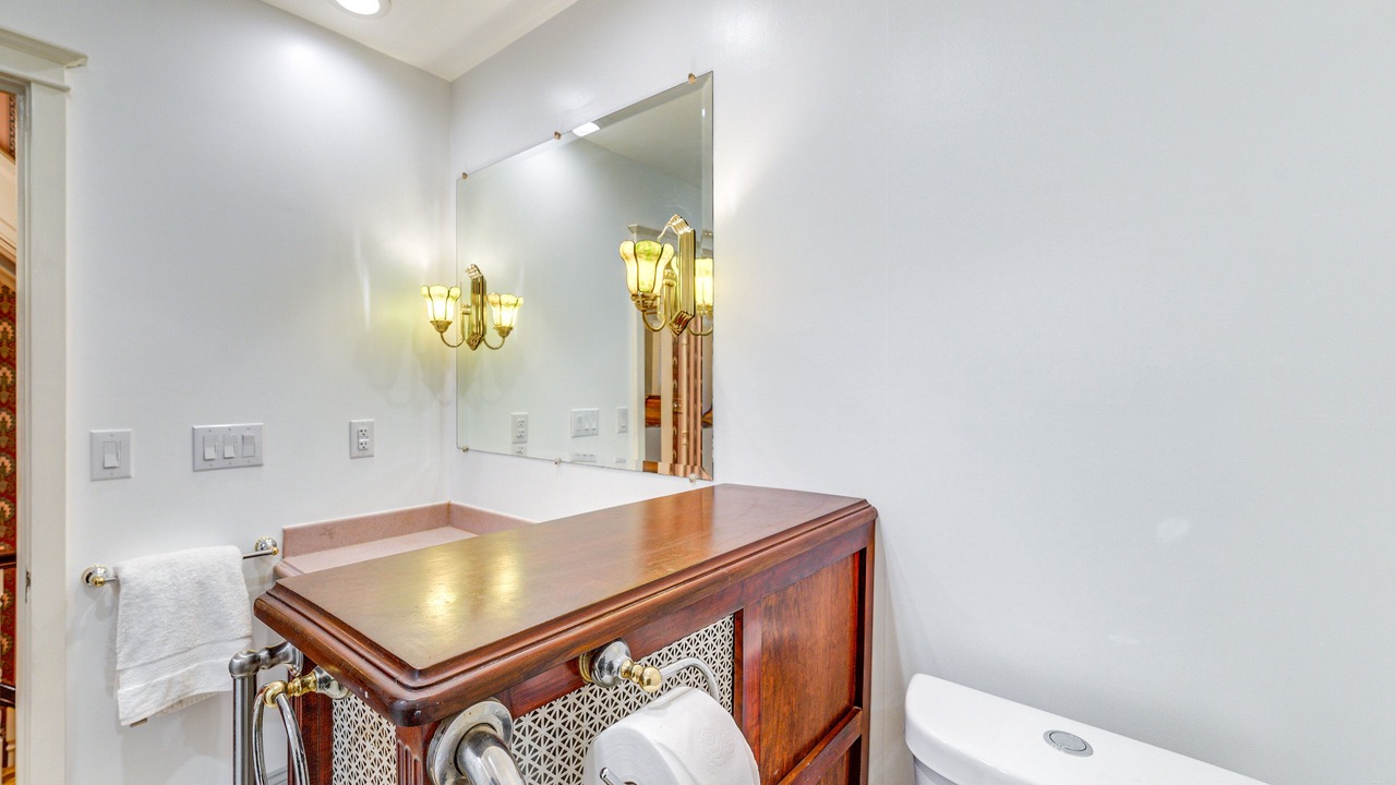 Photo of Bathroom in Jamestown