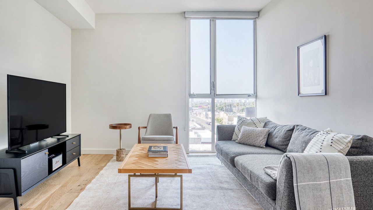 Photo of Livingroom in Melrose