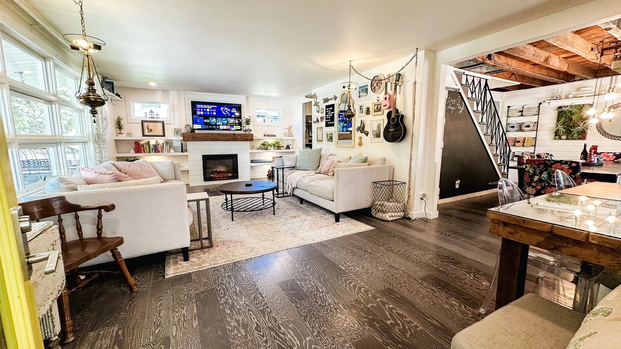 Photo of Livingroom in Williamsville