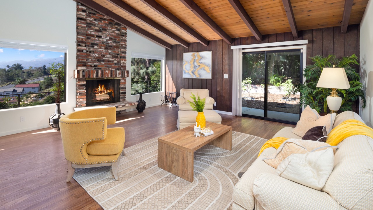Photo of Livingroom in Eagle Rock