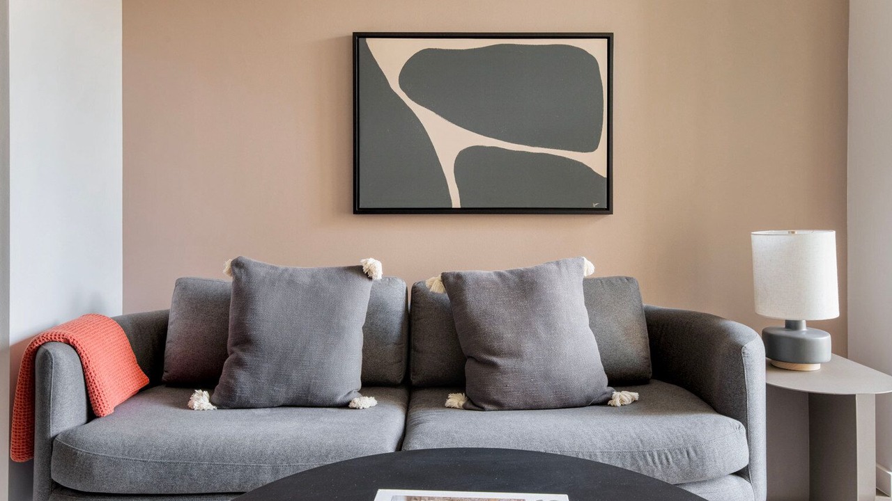 Photo of Livingroom in Civic Center