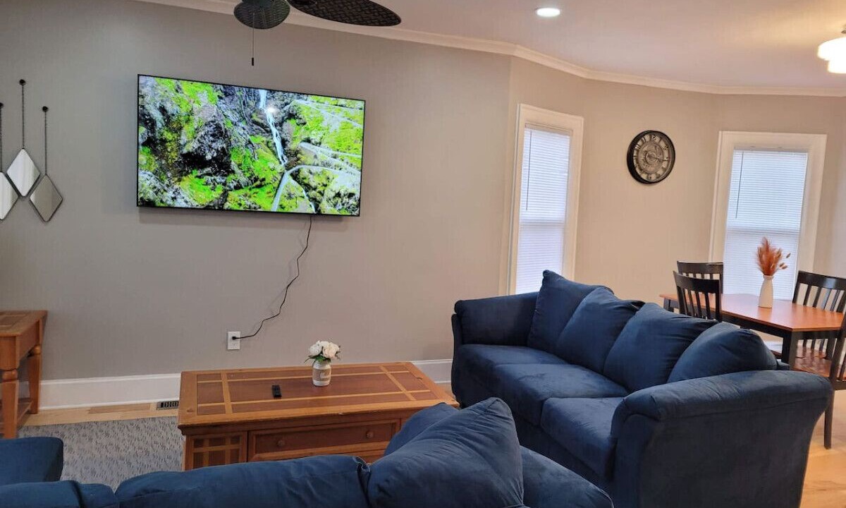 Photo of Livingroom in Downtown Buffalo