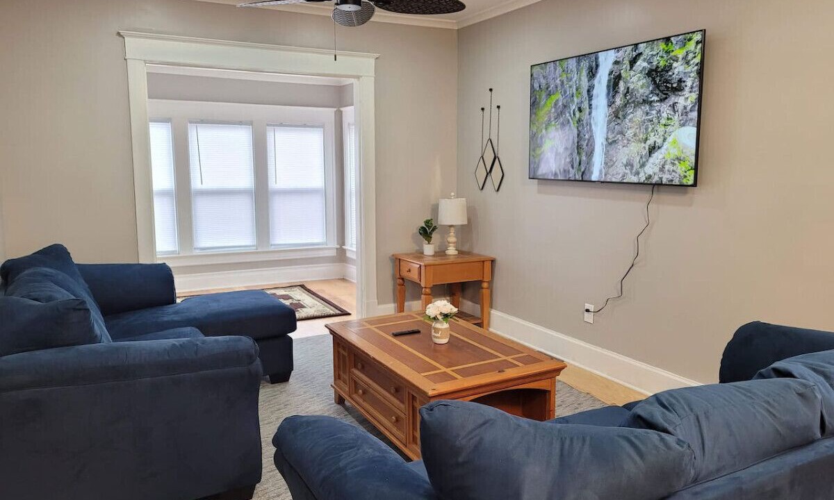 Photo of Livingroom in Downtown Buffalo