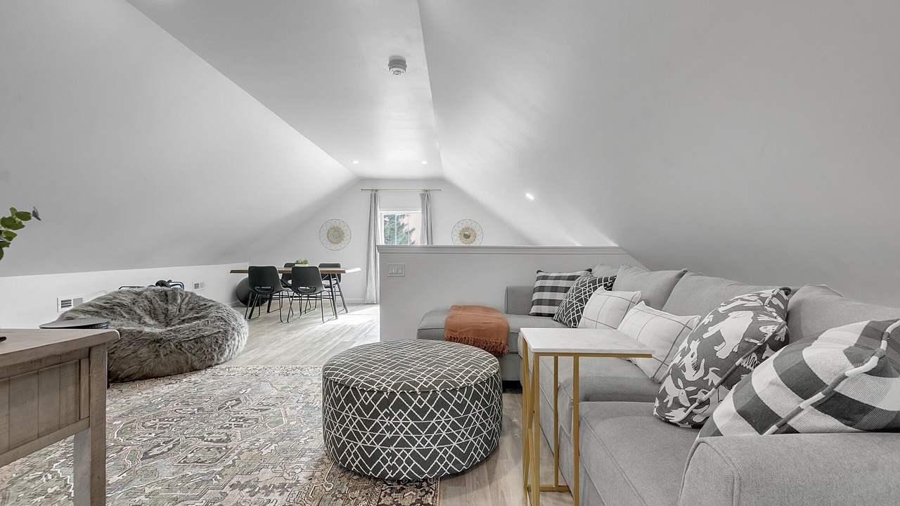 Photo of Livingroom in Williamsville