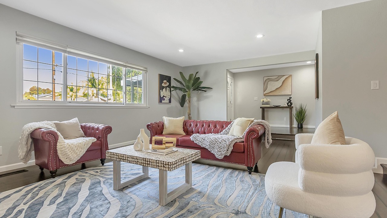 Photo of Livingroom in Northside