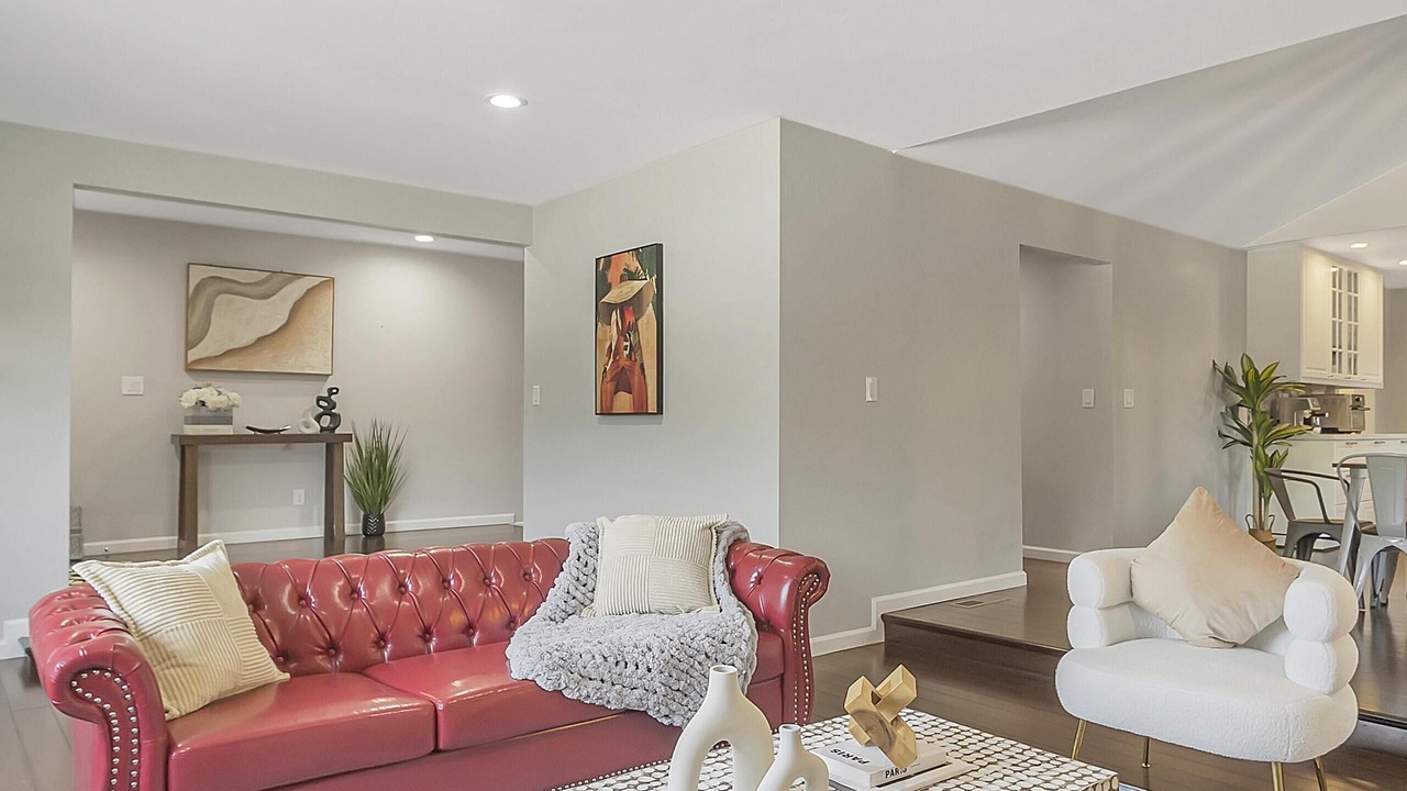 Photo of Livingroom in Northside