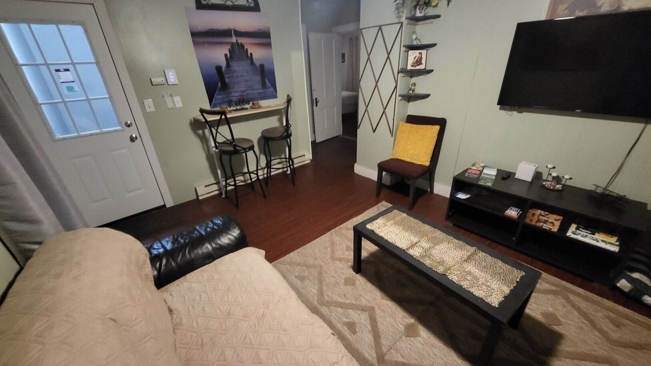 Photo of Livingroom in Jamestown