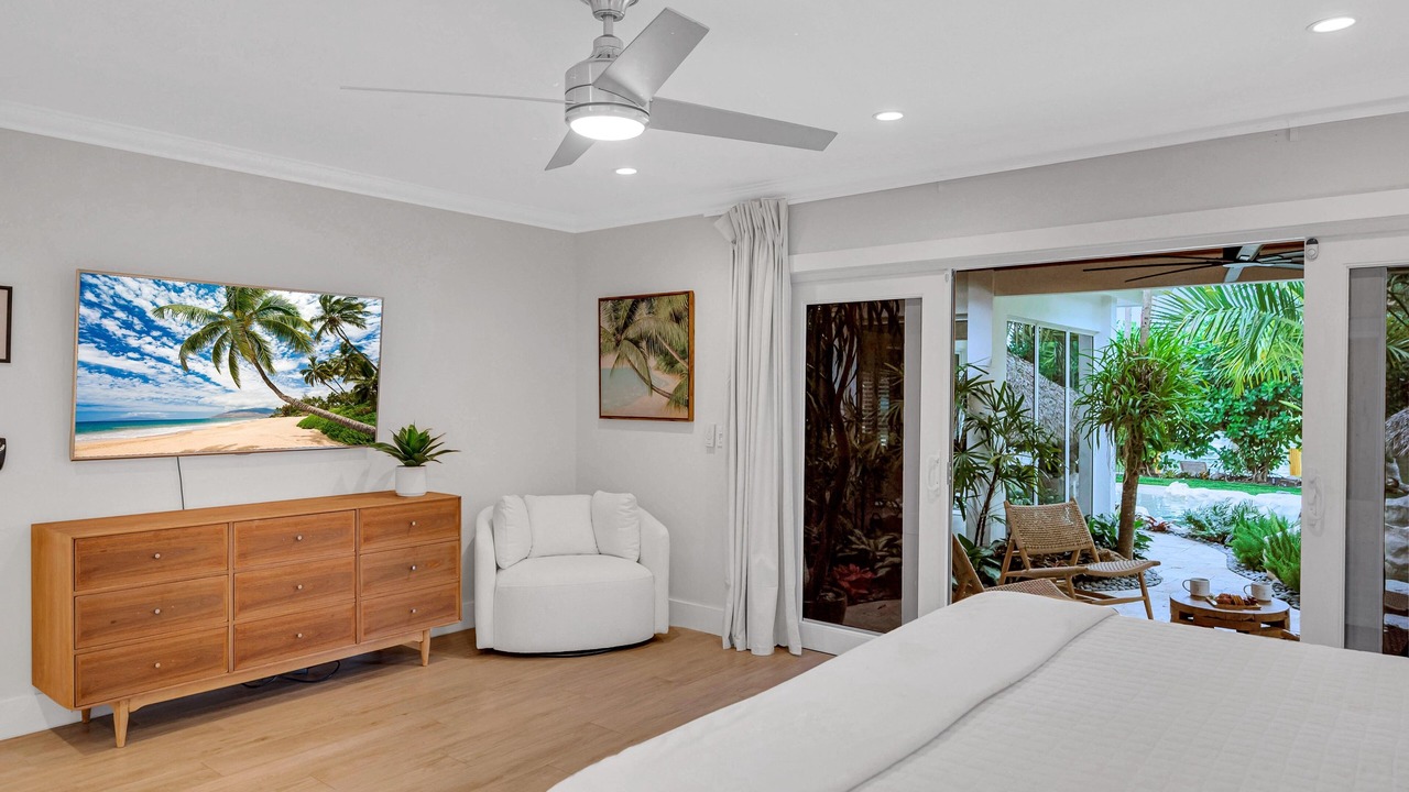 Photo of Outdoor in Poinsettia Heights