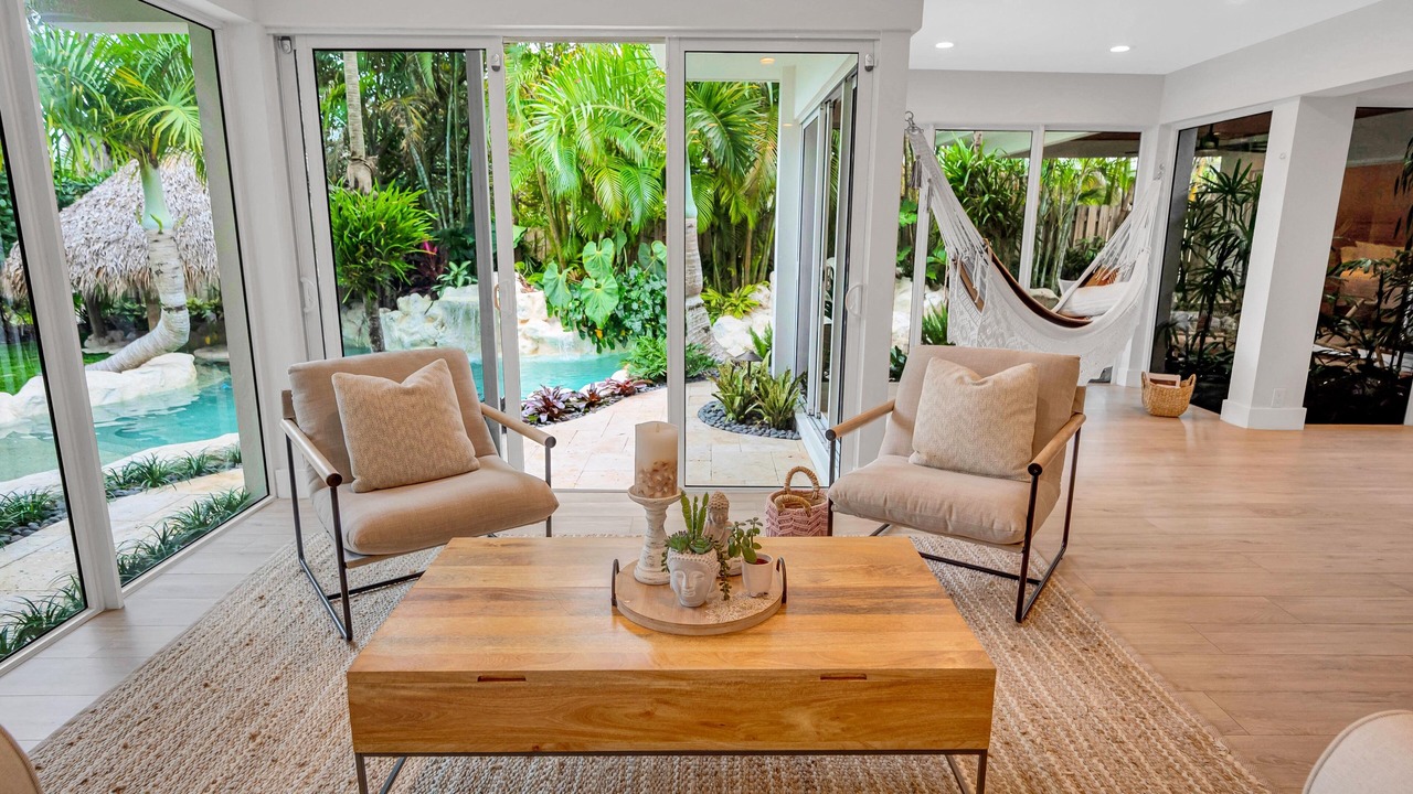 Photo of Others in Poinsettia Heights