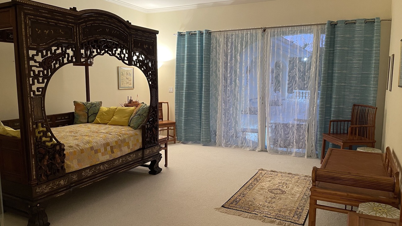 Photo of Bedroom in Bahamia West