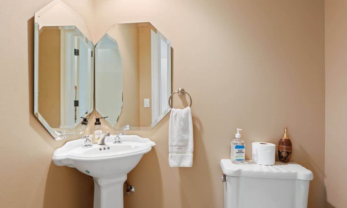 Photo of Bathroom in Rancho Palos Verdes
