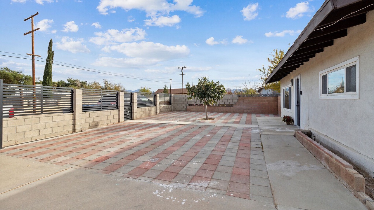 Photo of Outdoor in Palmdale