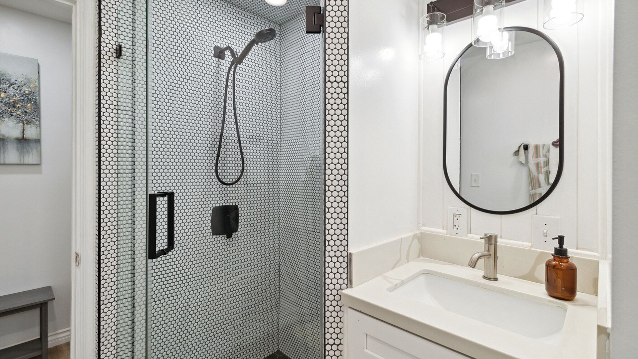 Photo of Bathroom in Palmdale