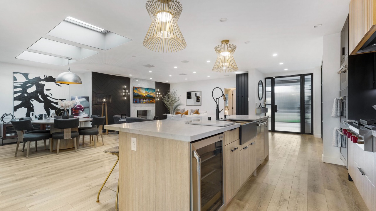 Photo of Kitchen in Woodland Hills