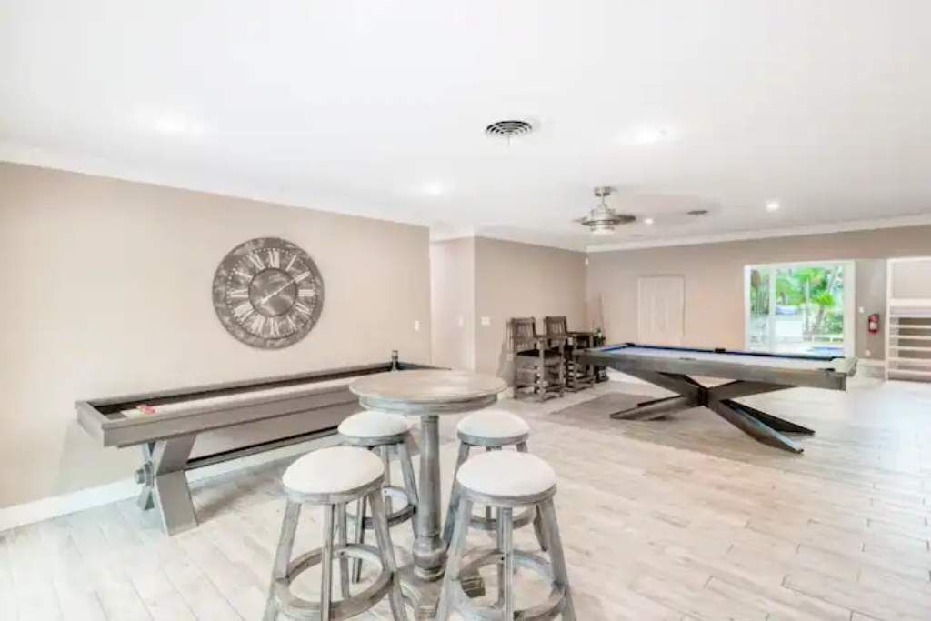 Photo of Bedroom in Survey Creek