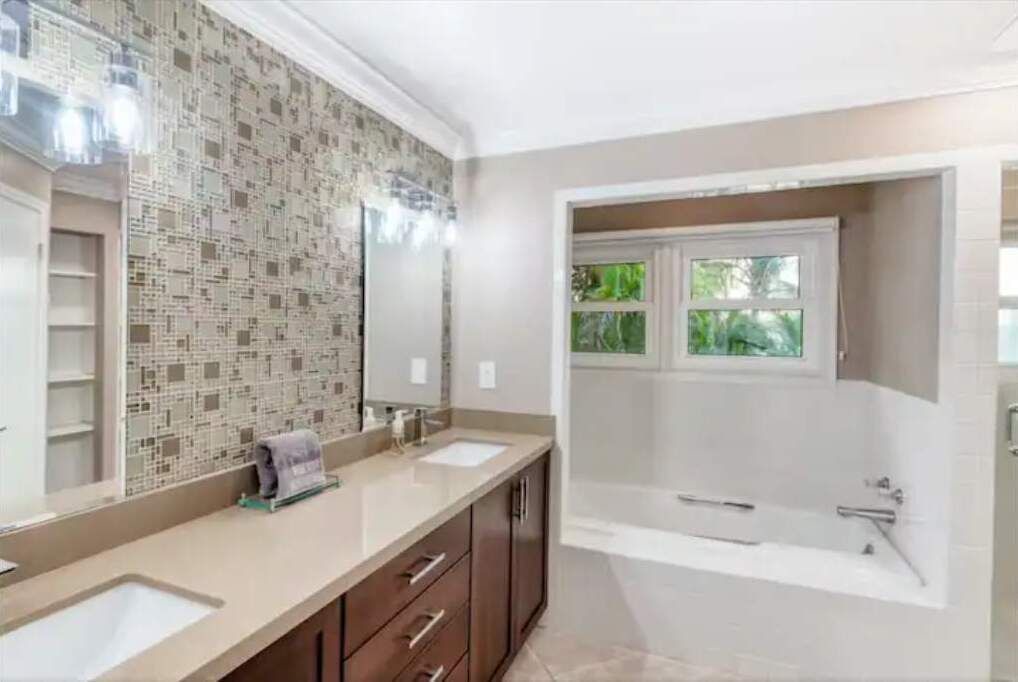 Photo of Bathroom in Survey Creek