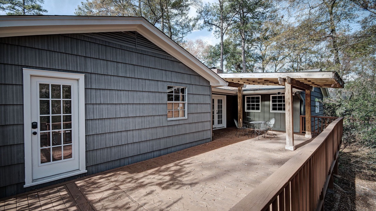 Photo of Patio Balcony in Tougaloo