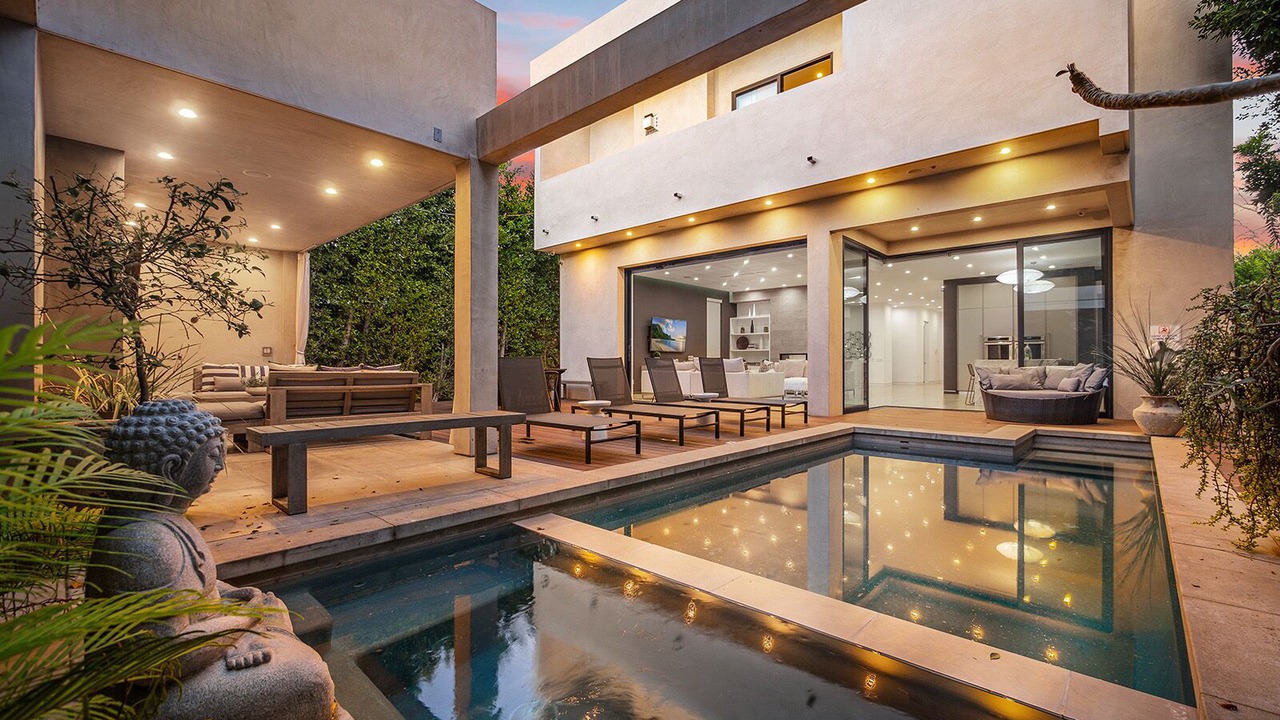 Photo of Outdoor in La Brea
