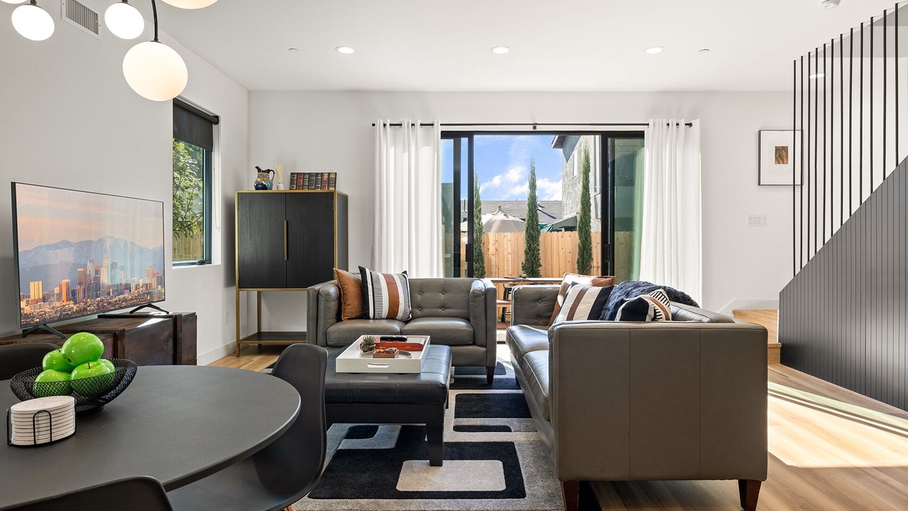 Photo of Livingroom in Historic Filipinotown