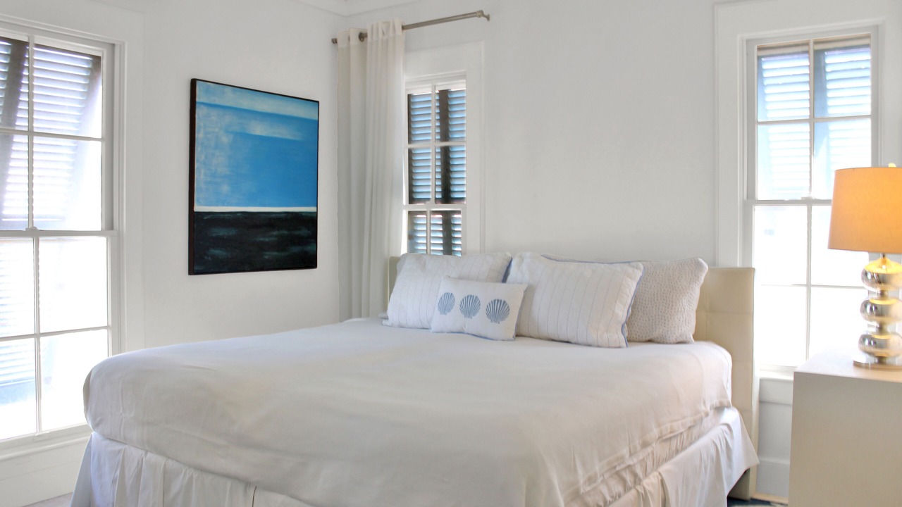 Photo of Bedroom in Schooner Bay