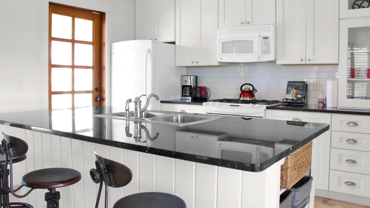 Photo of Kitchen in Schooner Bay