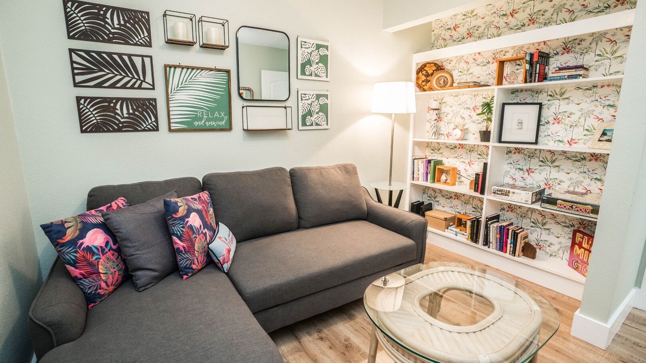 Photo of Livingroom in Apollo Beach