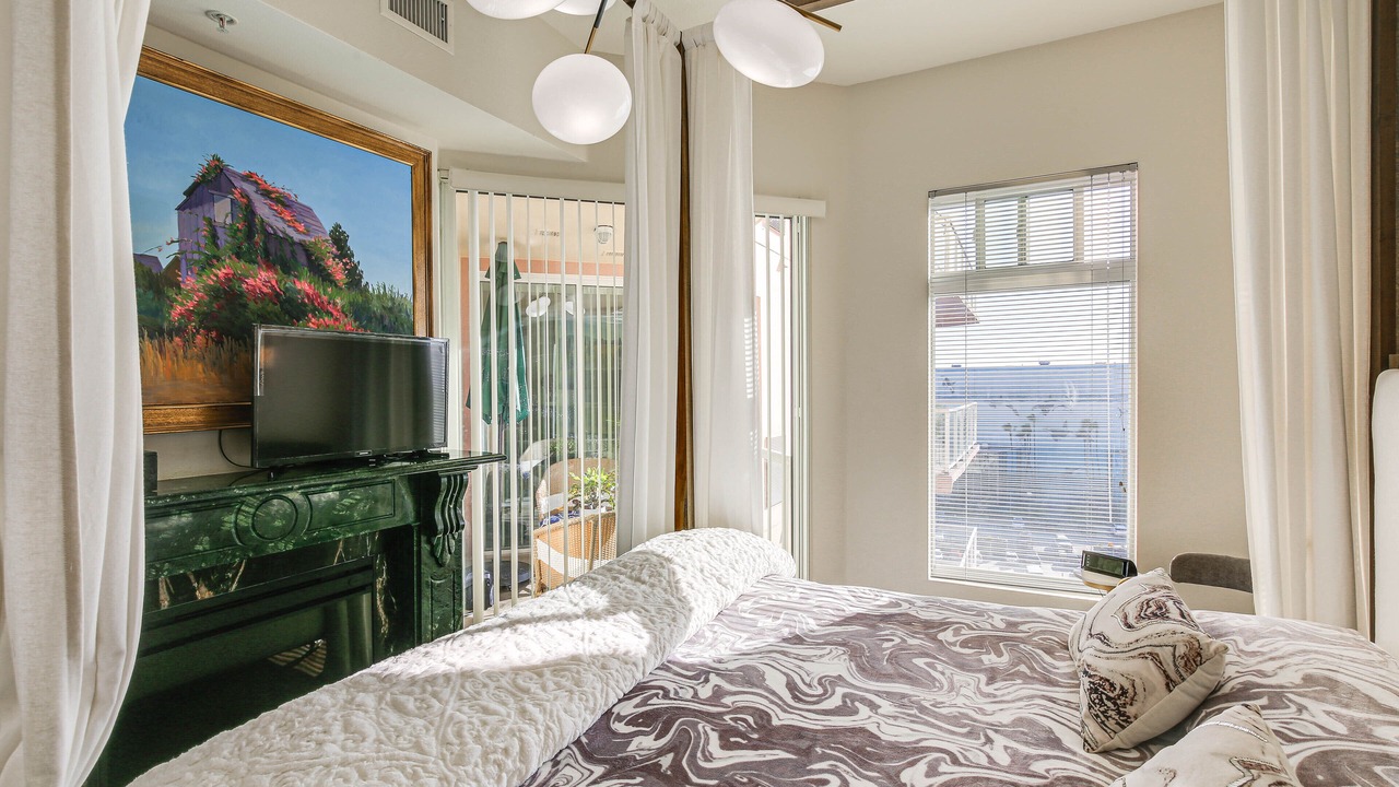 Photo of Bedroom in Waterfront