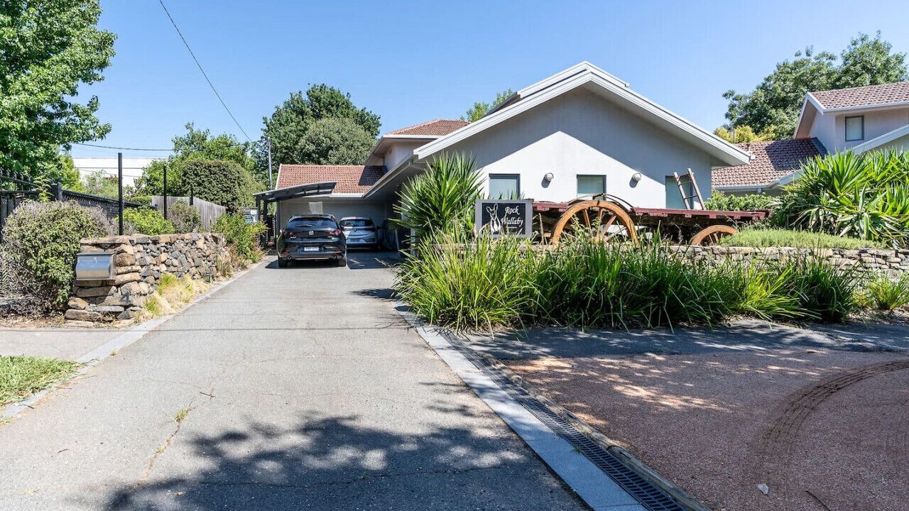 Photo of Outdoor in Griffith