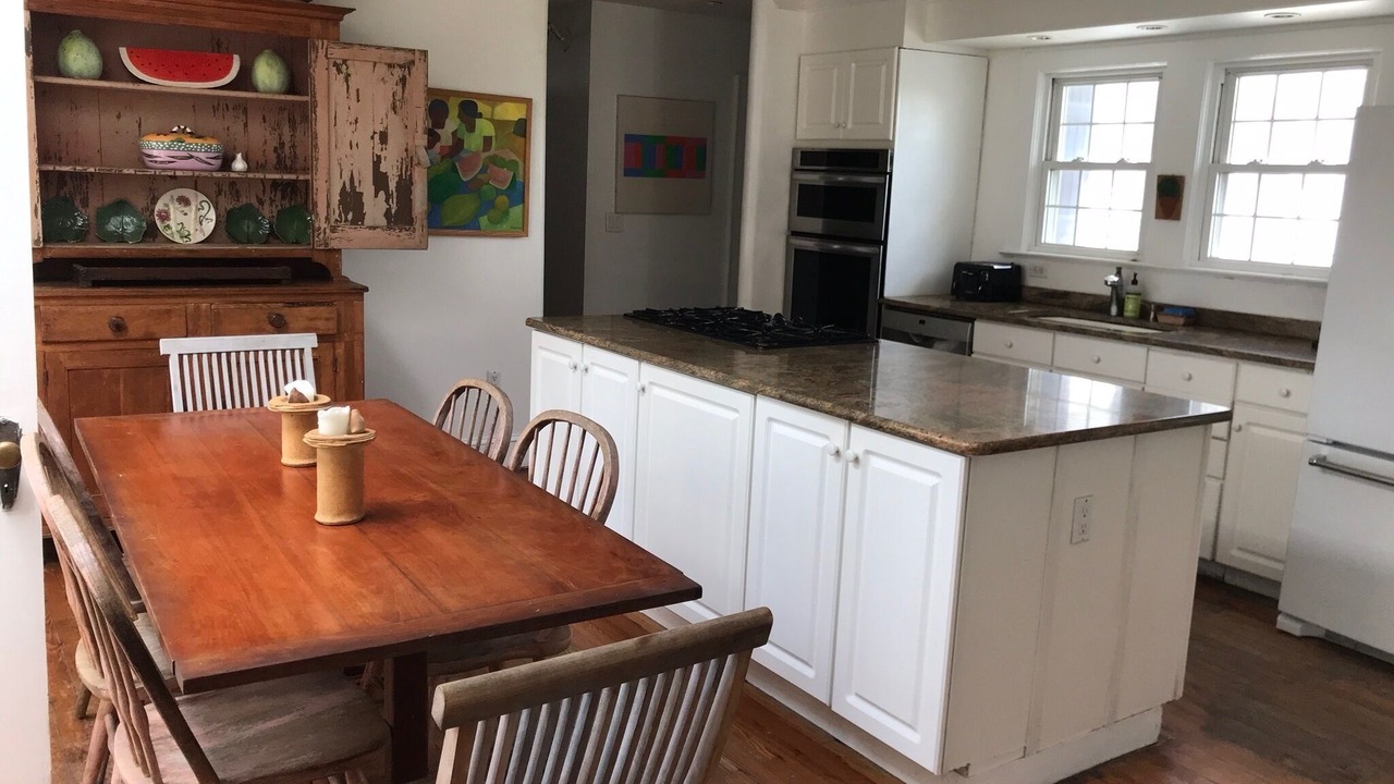 Photo of Kitchen in Surf City