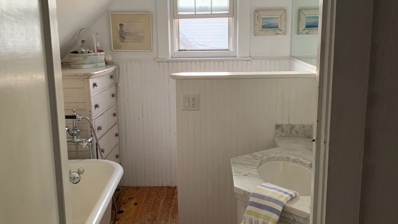 Photo of Bathroom in Surf City