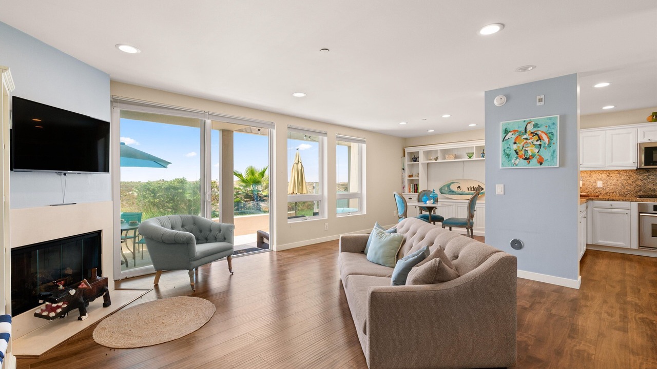 Photo of Livingroom in Playa Del Rey