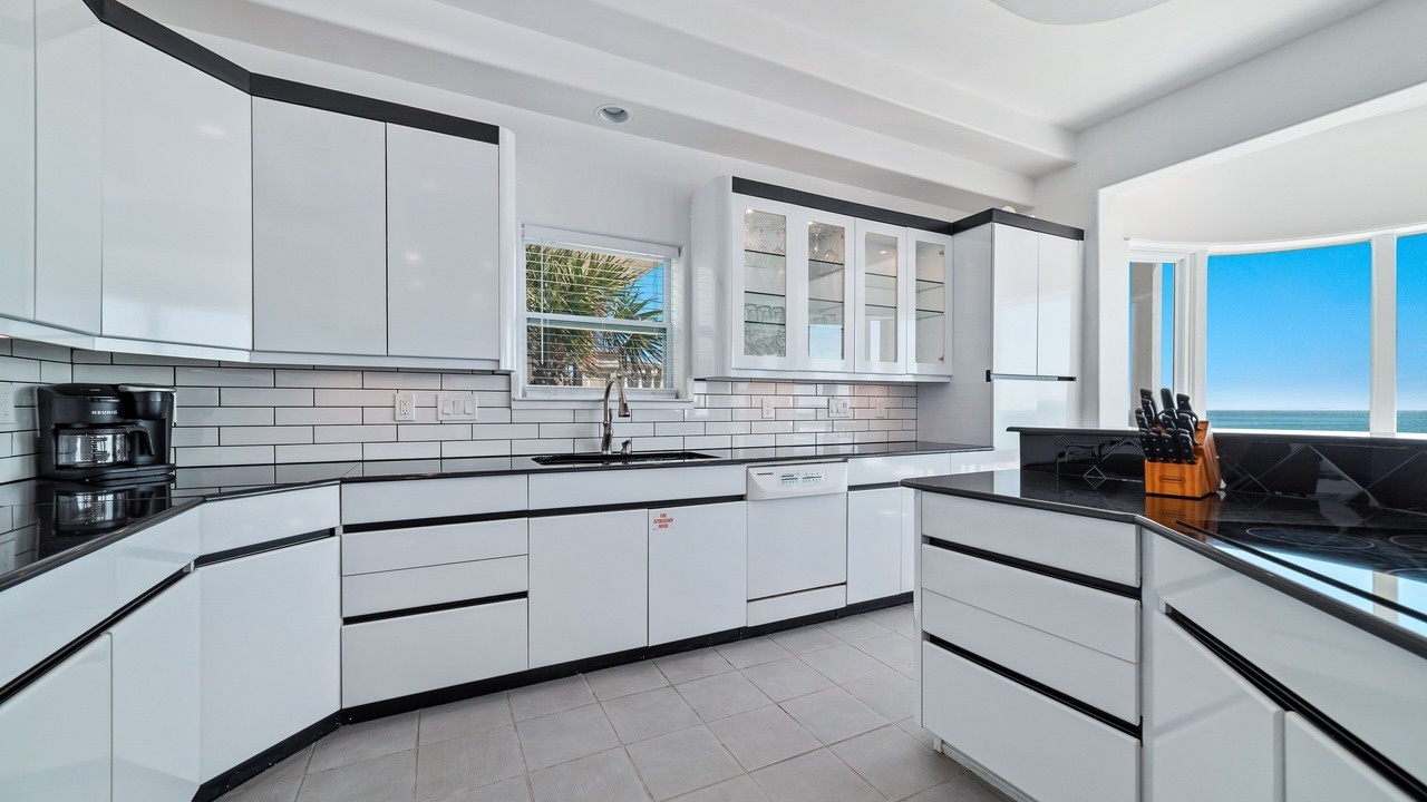 Photo of Kitchen in Ono Island