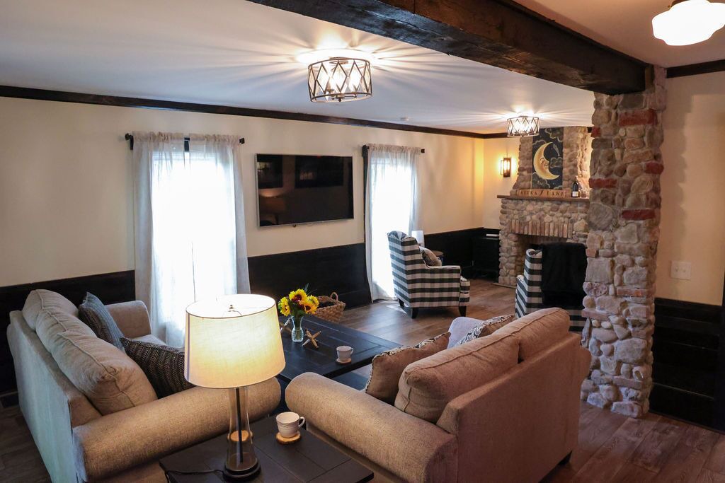 Photo of Livingroom in Branchport