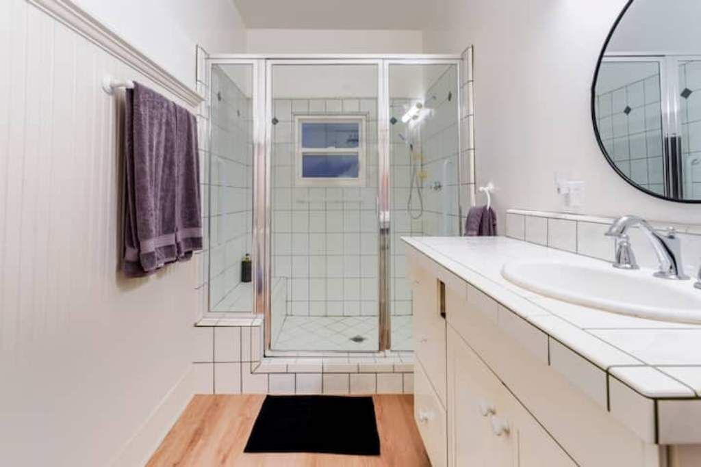 Photo of Bathroom in North Hollywood