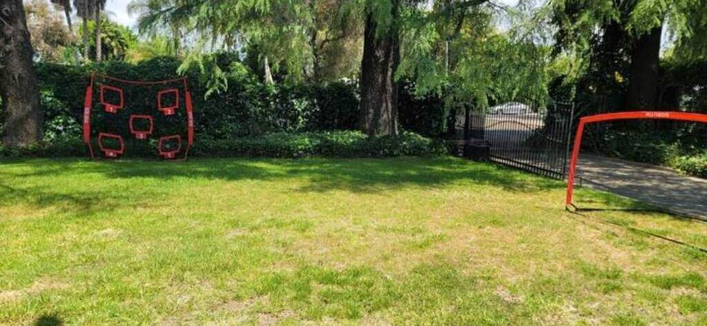 Photo of Outdoor in North Hollywood