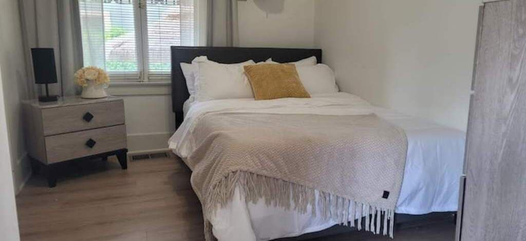 Photo of Bedroom in North Hollywood
