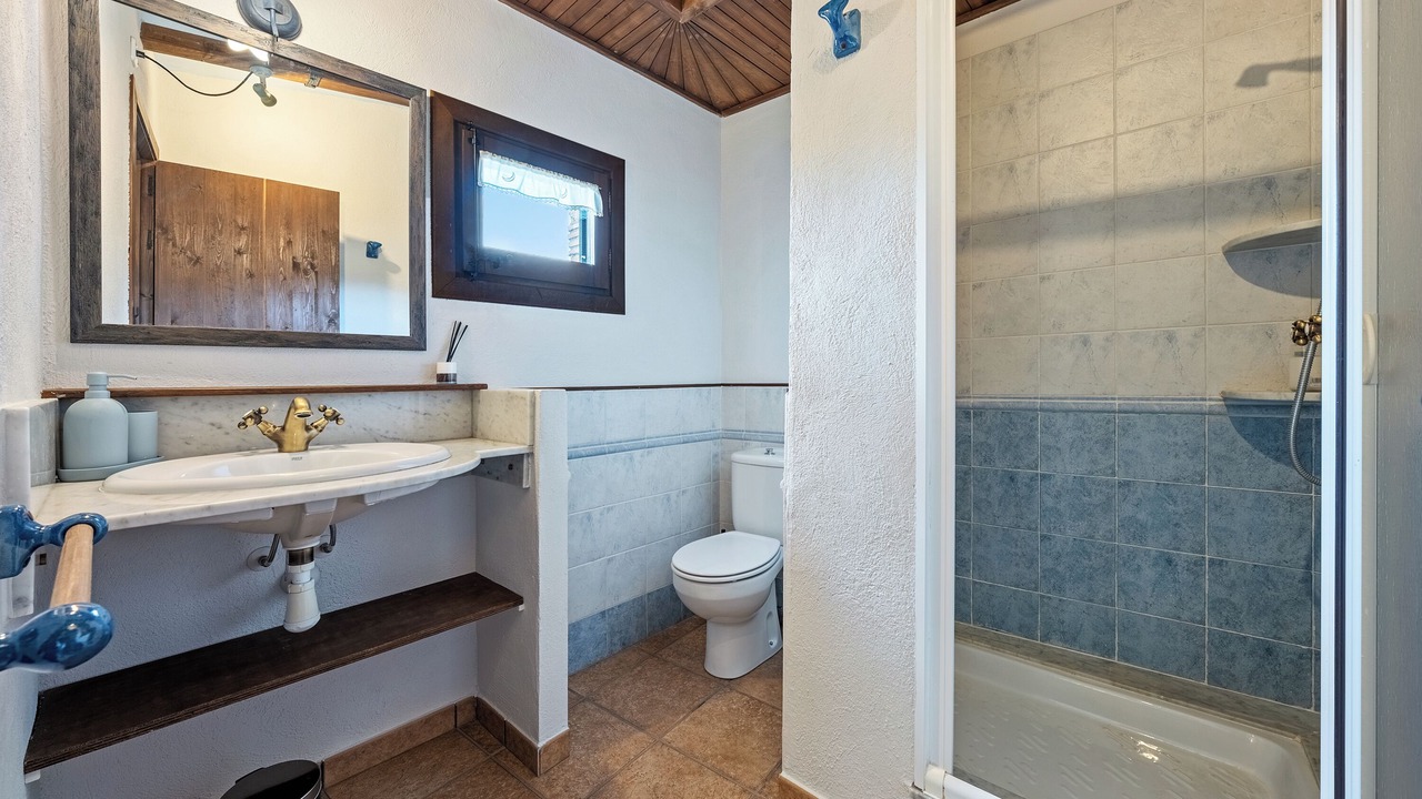 Photo of Bathroom in Rojals