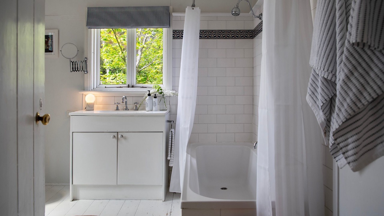 Photo of Bathroom in Hepburn