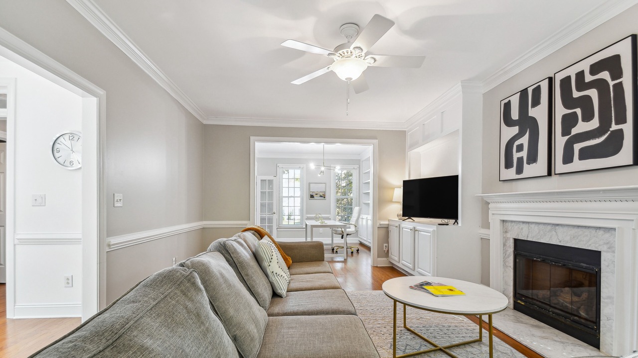 Photo of Livingroom in Clayton